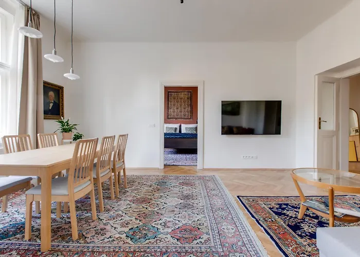 Apartment Heart Of Old Town Comfy 2bdr 2bath *