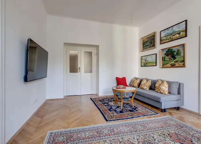 Heart Of Old Town Comfy 2bdr 2bath Apartment *