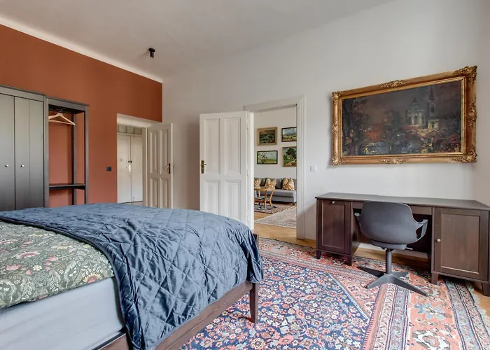 Apartment Heart Of Old Town Comfy 2bdr 2bath Prague