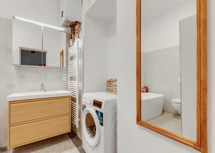 Apartment Heart Of Old Town Comfy 2bdr 2bath Prague
