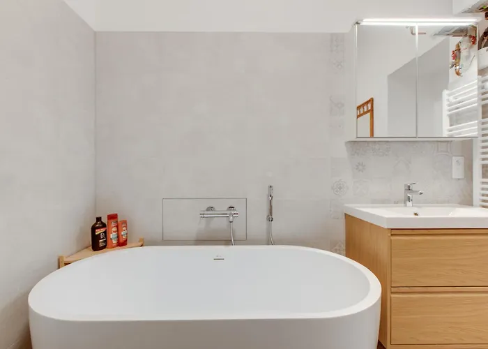 Heart Of Old Town Comfy 2bdr 2bath Apartment Prague