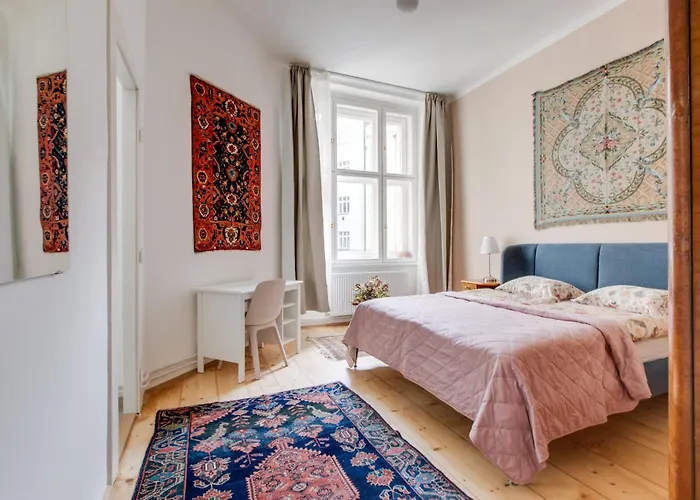 Heart Of Old Town Comfy 2bdr 2bath Apartment *