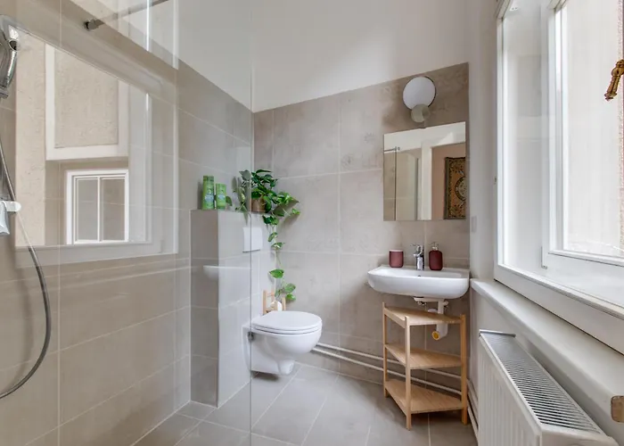 Apartment Heart Of Old Town Comfy 2bdr 2bath Prague