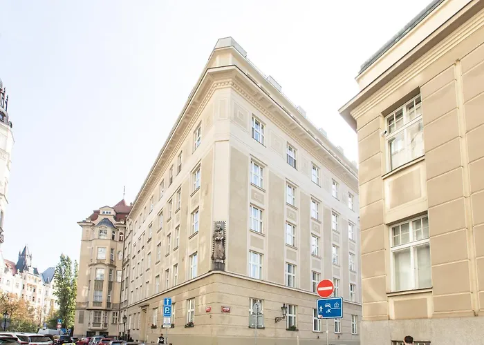 Heart Of Old Town Comfy 2bdr 2bath Apartment *