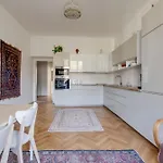 Heart Of Old Town Comfy 2bdr 2bath Apartmán