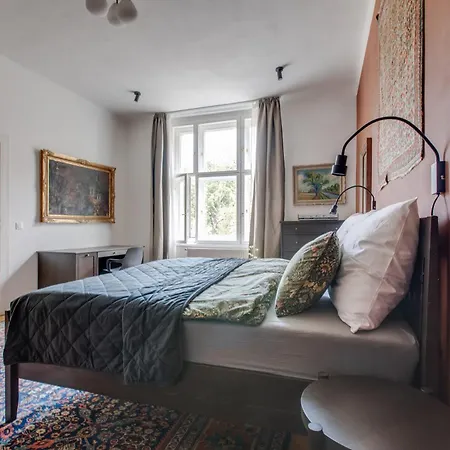Heart Of Old Town Comfy 2bdr 2bath Apartment Prague