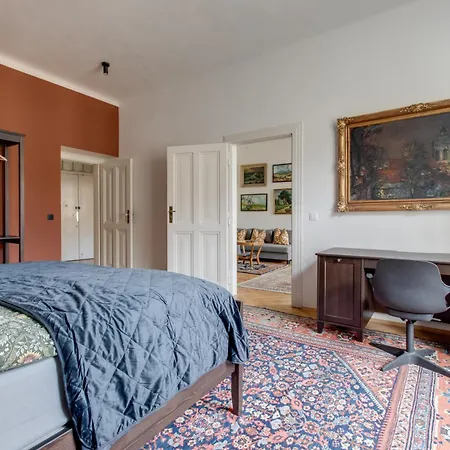 Apartment Heart Of Old Town Comfy 2bdr 2bath Prague